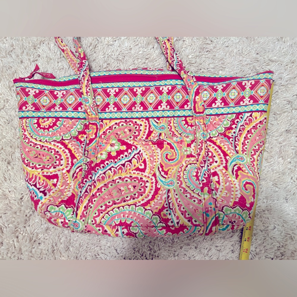 Vera Bradley Capri Melon Zipper Tote - Large